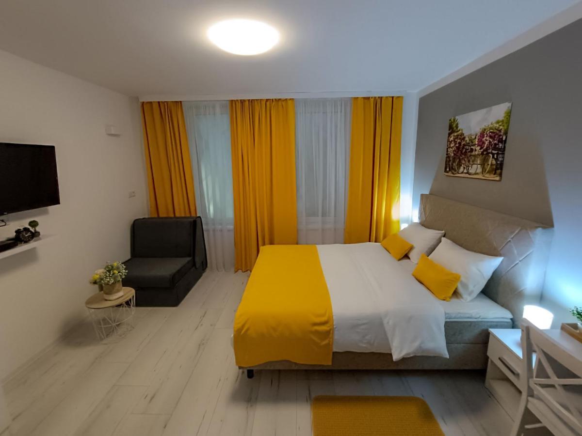 Apartments Ajsa 塞拉耶佛 外观 照片