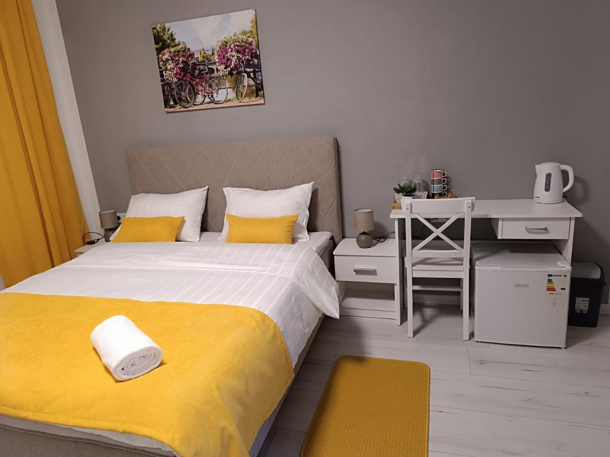 Apartments Ajsa 塞拉耶佛 外观 照片